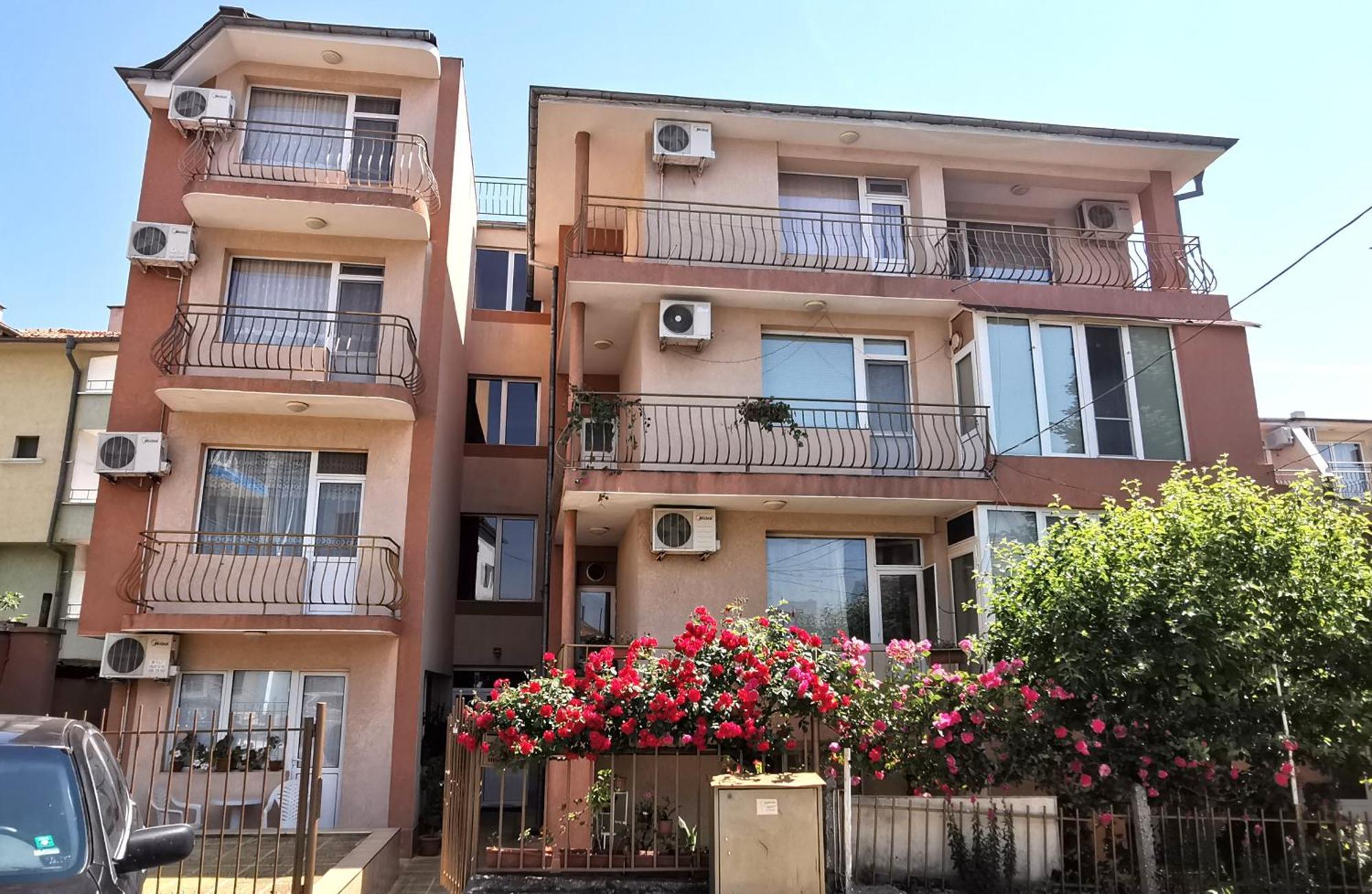 Guest House Georgieva Ravda Exterior photo